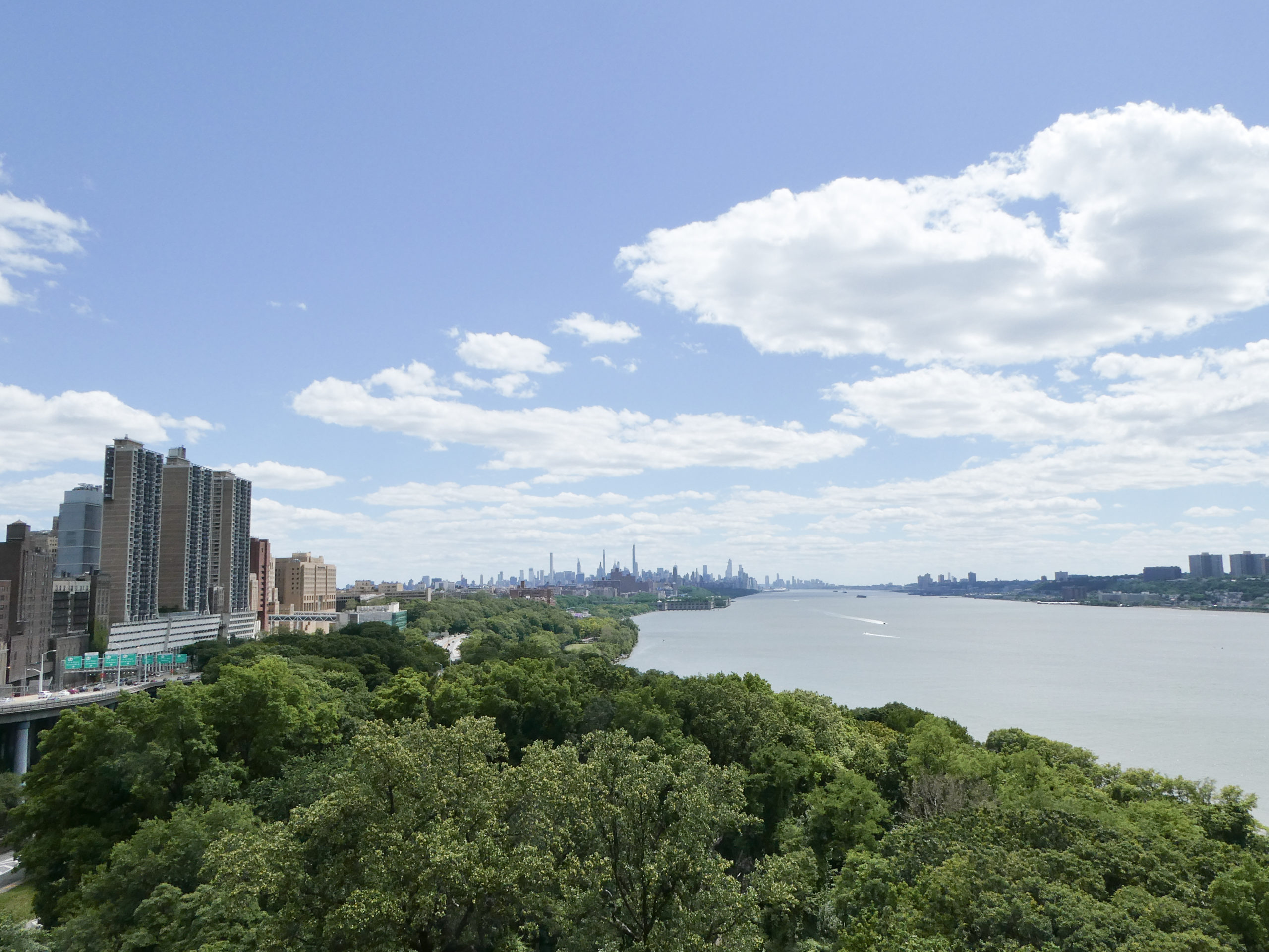 View of Manhattan from the George Washington Bridge 