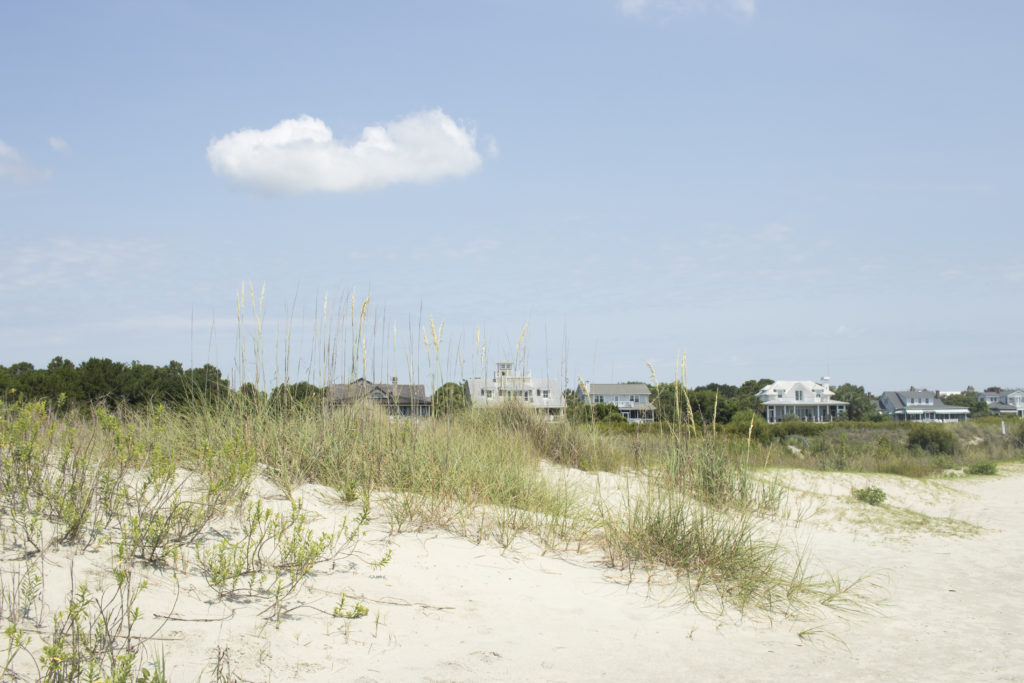 Beach houses in Charleston, to be seen on a Charleston three-day itinerary