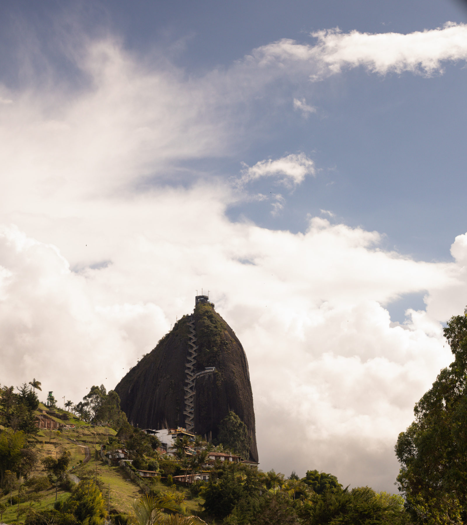 The Complete Guide to Colombia's Incredible La Piedra Del Penol ...